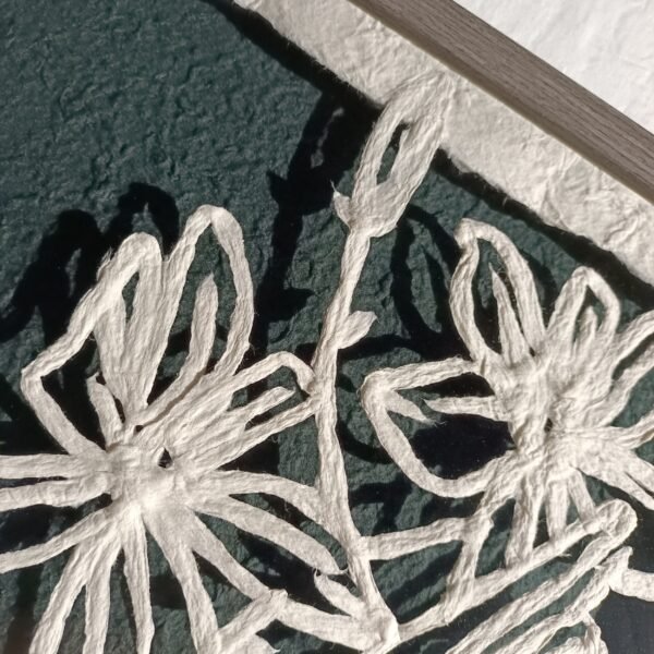 Handmade Paper Woven Flower & Bird Wall Art - Imagen 2