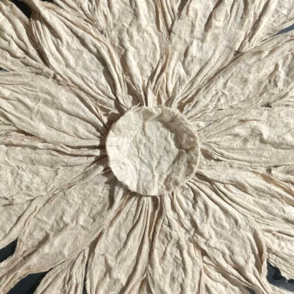 ⁦Paper 3D floral Wall Art⁩ - الصورة ⁦3⁩